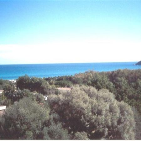 Casa a 300mt.dal mare CalaSinzias, 6 letti, AC, Pets welcome, Wi-Fi free Cala Sinzias Esterno foto