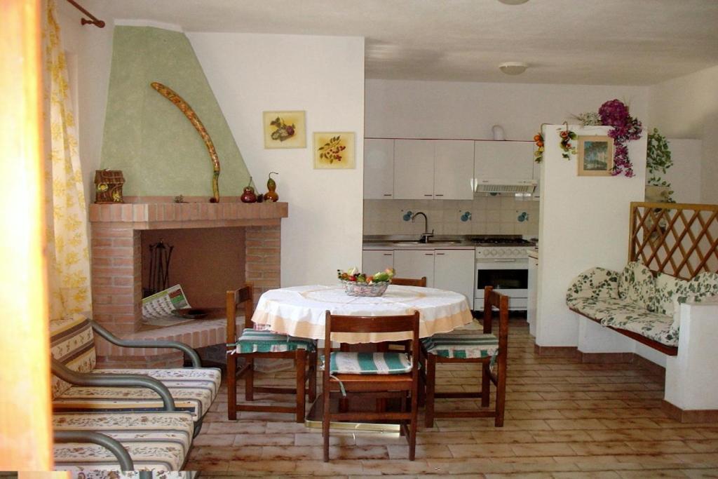 Casa a 300mt.dal mare CalaSinzias, 6 letti, AC, Pets welcome, Wi-Fi free Cala Sinzias Esterno foto
